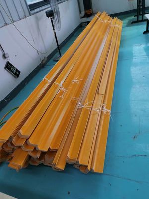 GFRP-hoekprofiel voor corrosiebestendige structurele steun 1m-11.6m