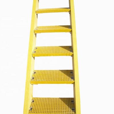 Verbeterde veiligheidssterkte Anti-slip FRP profiel ladder met duurzame rooster trappen loopvlak
