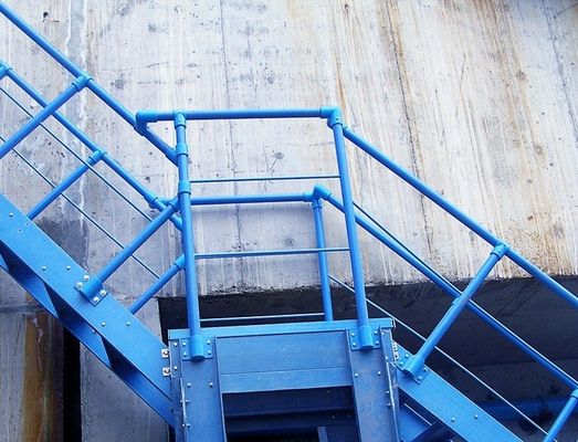 Industriële ontwerpstijl GFRP FRP-trapladders voor isolatie en corrosiebestendigheid