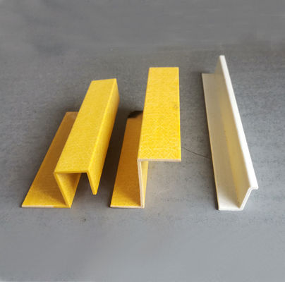 Anti-corrosie FRP Pultruded Z-vormige hoekprofielen voor langdurige structurele ondersteuning