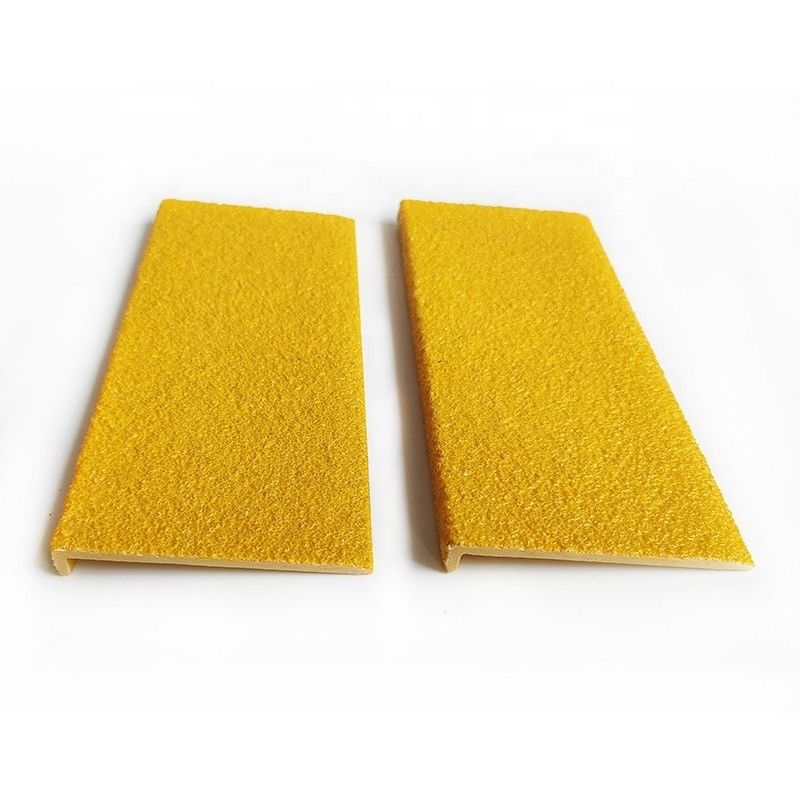 Anti-slip FRP strips in aangepaste kleuren voor buiten plastic hoek toepassingen