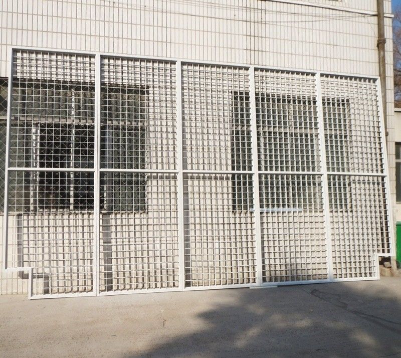 Geïsoleerd GRP-veiligheidshek gemaakt van sterk en chemisch corrosiebestendig FRP