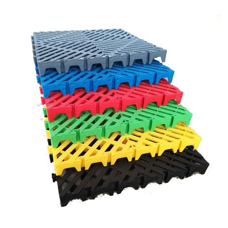 50x50x5.0cm Plastic garage vloermatten voor autowasser Industrial Design Style